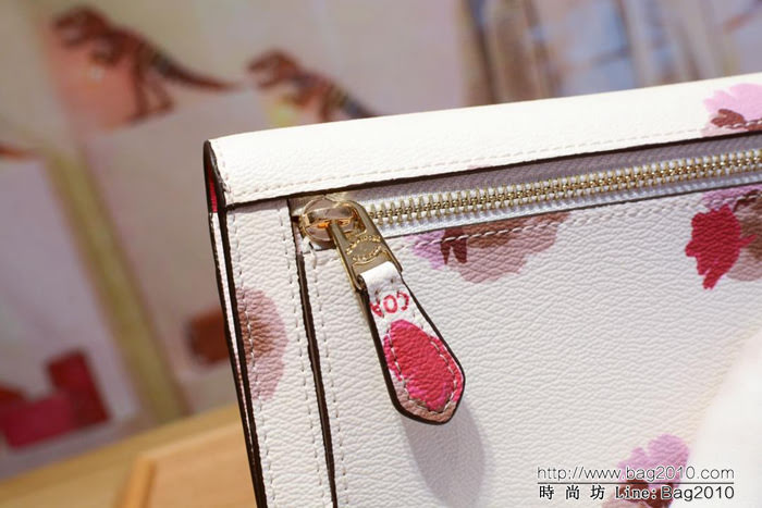 COACH蔻馳 53747# 女士信封錢包 簡單優雅 卡位/零錢位齊全 時尚按扣  Chz1388